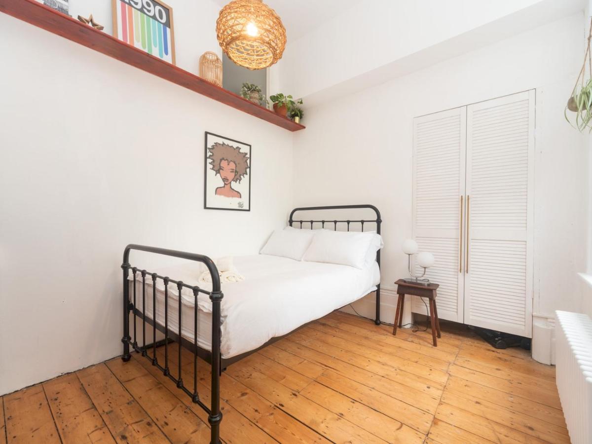 Pass The Keys Rustic And Quirky Flat In Charming Charlton Village London Bagian luar foto