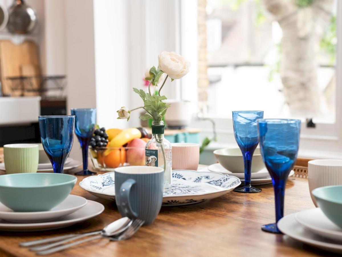 Pass The Keys Rustic And Quirky Flat In Charming Charlton Village London Bagian luar foto