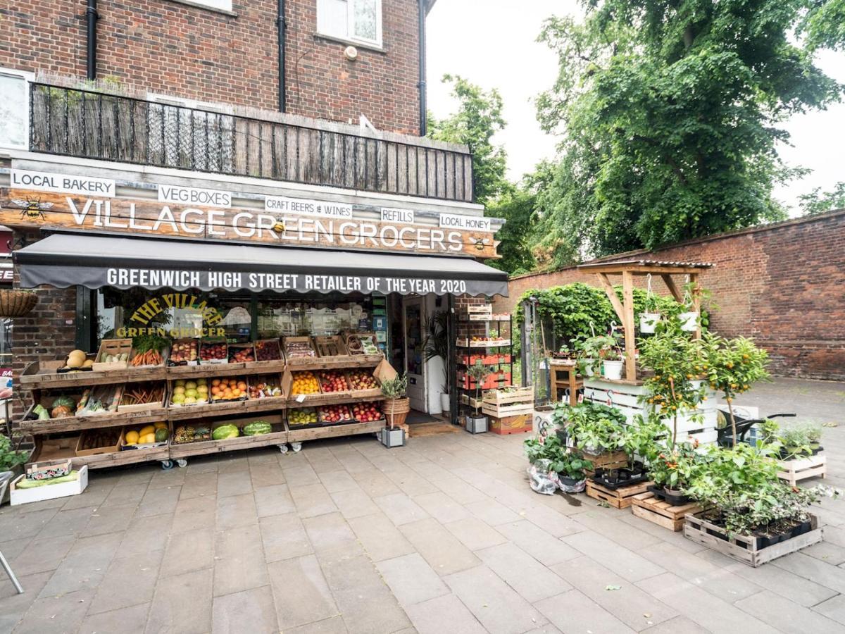 Pass The Keys Rustic And Quirky Flat In Charming Charlton Village London Bagian luar foto